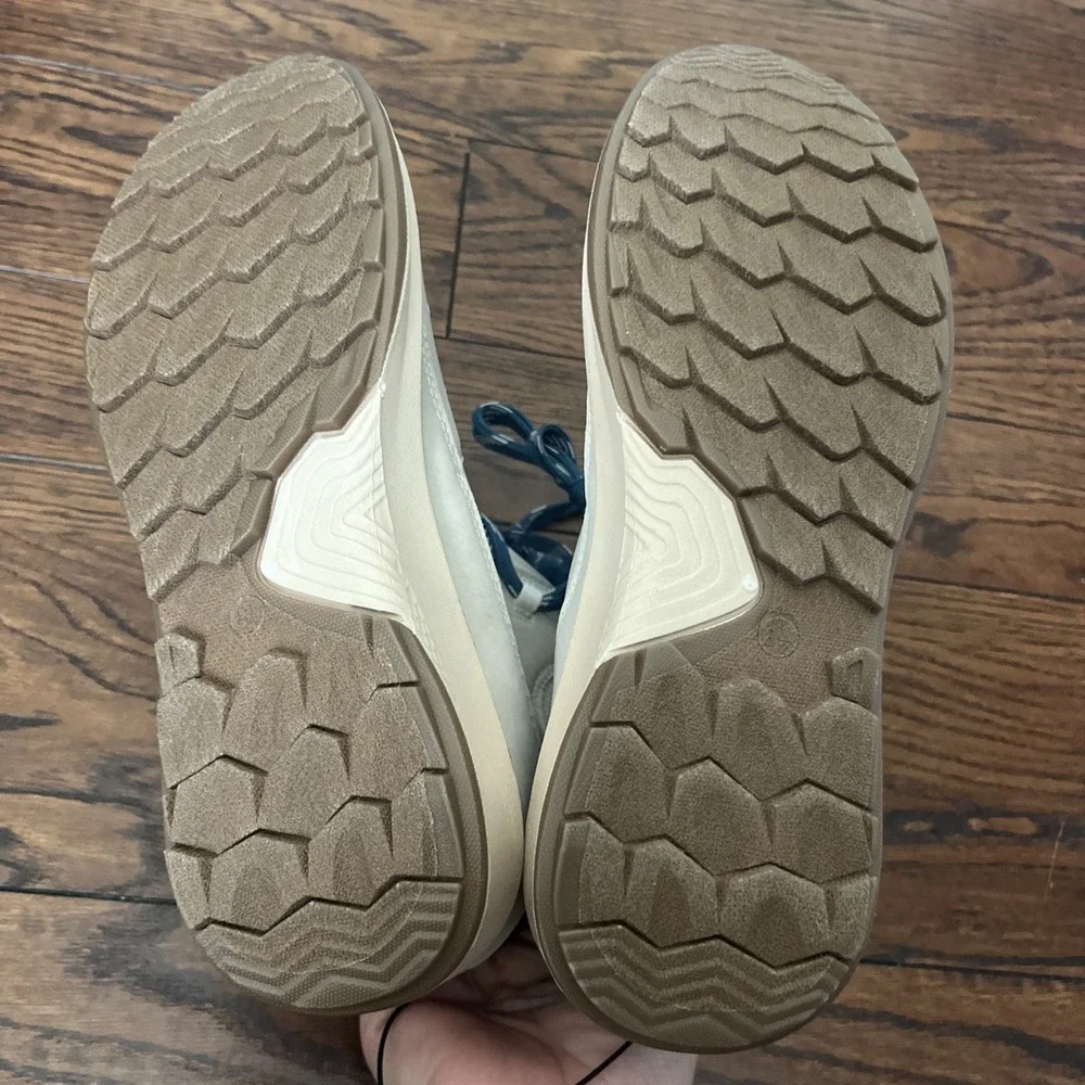 Maurice's New Addie Hiker Hybrid Boot‎ 8.5 Closet Round Toe